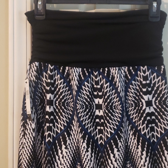 AB STUDIO NWT STRAPLESS DRESS - Picture 2 of 6